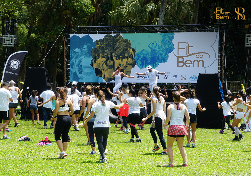 Aula de dança do Fit do Bem com a equipe incrível do Allan Brasil